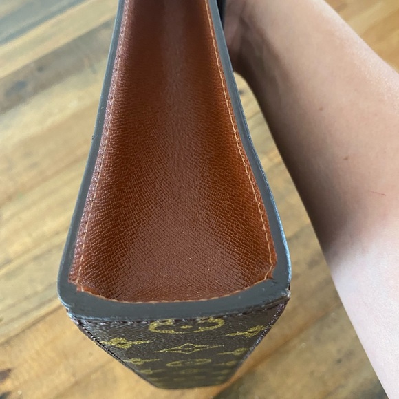 Louis Vuitton Vintage Monogram Kelly Bag - Picture 8 of 14